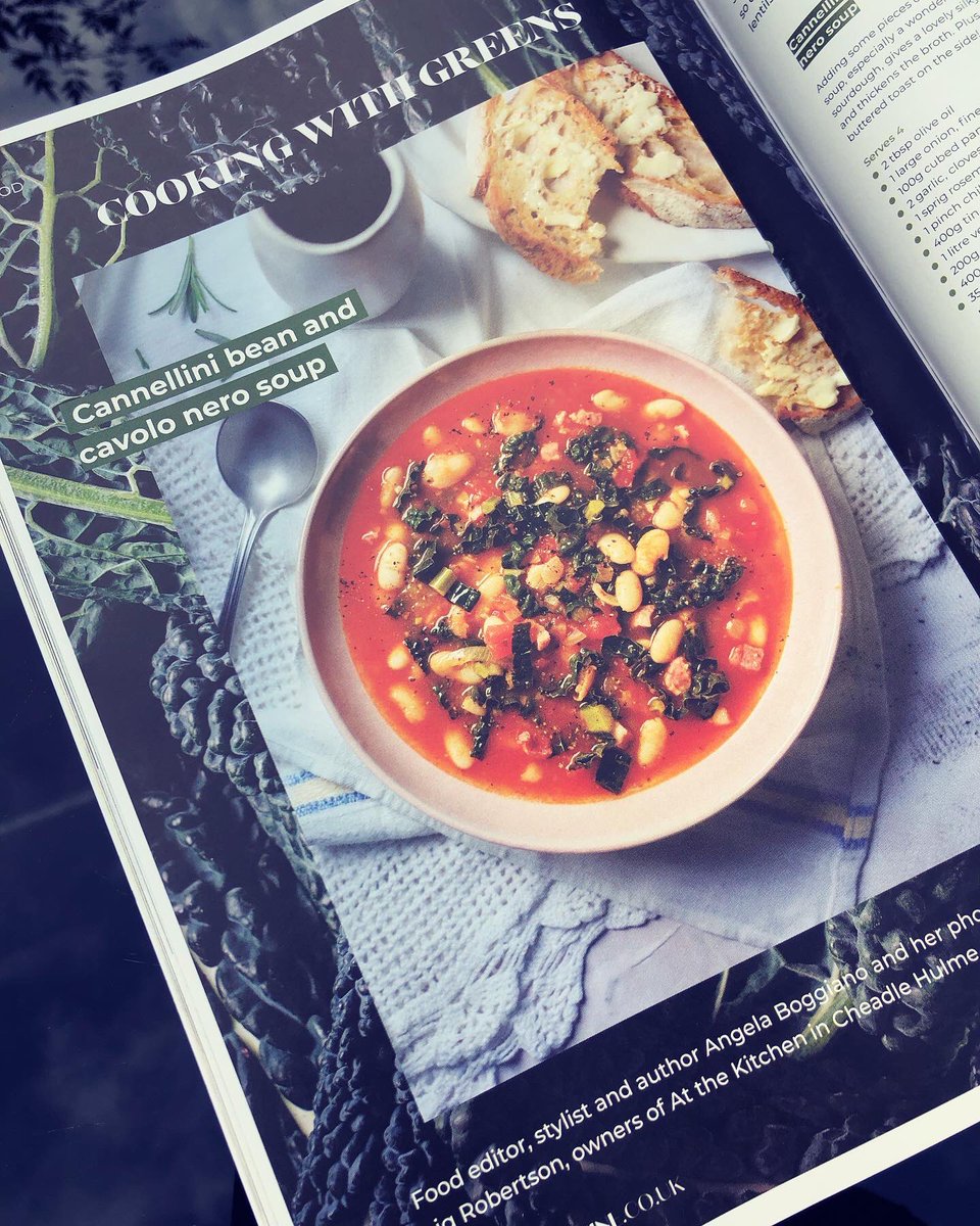 TwistedgiftedPR's tweet photo. HOT off the press - #GLOSSY magazine just landed and how good does it look 👏

#twistedgifted proud to partner local business, local people local entrepreneurs 🙌

#glossymagazine #localbusiness #supportlocal #supportlocalbusiness #business #magazine #magazinedesigner #designers https://t.co/nF2u7O6Z08
