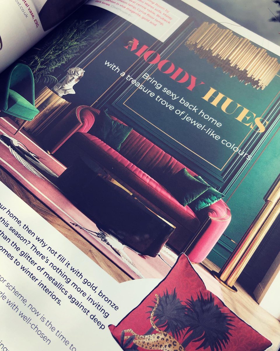 TwistedgiftedPR's tweet photo. HOT off the press - #GLOSSY magazine just landed and how good does it look 👏

#twistedgifted proud to partner local business, local people local entrepreneurs 🙌

#glossymagazine #localbusiness #supportlocal #supportlocalbusiness #business #magazine #magazinedesigner #designers https://t.co/nF2u7O6Z08