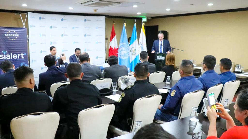 UNODC_ROPAN's tweet photo. #Guatemala 🇬🇹 I Lanzamiento del Sistema de Alerta Temprana, significativo avance en la lucha contra las drogas sintéticas y nuevas sustancias psicoactivas, gracias al trabajo coordinado de @SECCATID, Observatorio Interamericano de Drogas y el Programa #GlobalSMART de #UNODC. https://t.co/OGe9mVeckQ