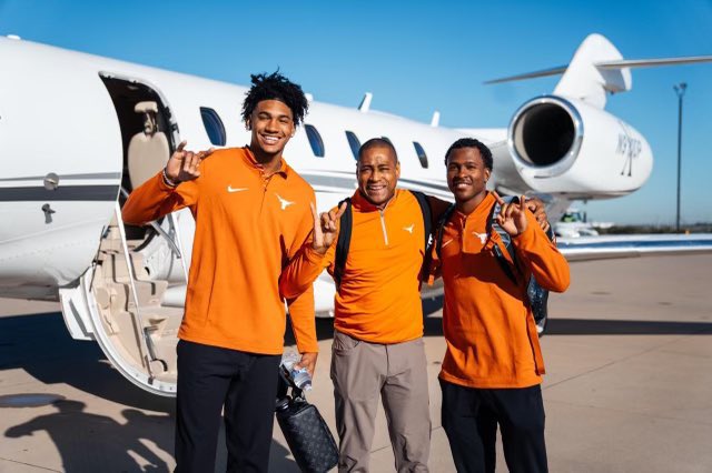 It’s a great day to be alive! We are excited to be in Kansas City for Big 12 Media Day. #HookEm🤘🏾