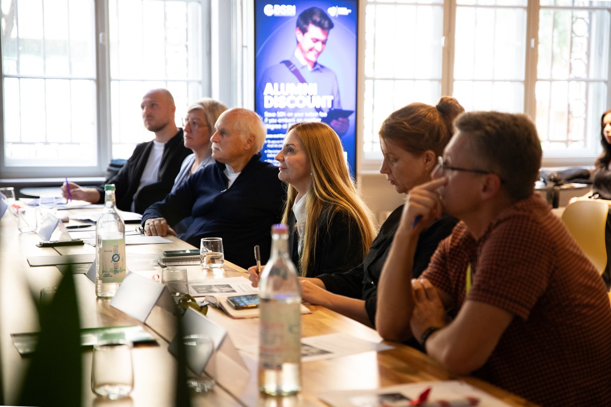 BerlinSBI's tweet image. On 11 October 2023, #BSBI hosted its first #FutureLab ceremony, recognising the winners of the #DTicketChallenge.  Learn more about the #event: bit.ly/3FGDAhL