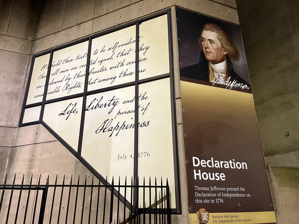 mraible's tweet photo. Photos from a historic walkabout in Philly last night. #java #jugtour #oktadev https://t.co/wG5knOIu1v