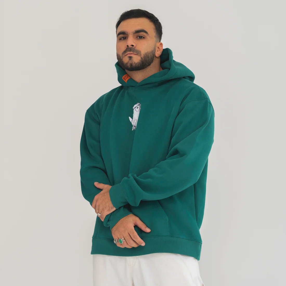 Standawt's tweet photo. 🧥 اغمر في الراحة والأناقة مع هودي VALCOWNERS الأخضر الداكن! 🌿 ابقَ دافئًا وأنيقًا. هودي يجسد أسلوبك. #VALCOWNERS #موسم_الهوديات #أزياء #saudiBrand

🛒 اشترِ الآن واستمتع بالراحة: https://t.co/FUZ9W13S3G https://t.co/AsRsrX1DjV
