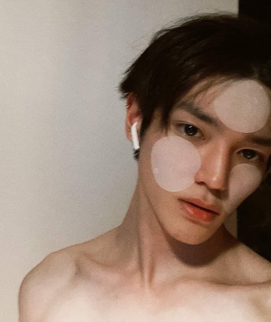 kpopachillean's tweet photo. NCT Taeyong 
https://t.co/R2dcCQjUAN
