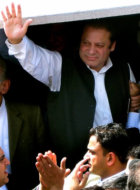 MBS889's tweet image. #InshaAllah4thTimePM
Nawaz Sharif has seen fewer days of power and more days of difficulties,
@MaryamNSharif