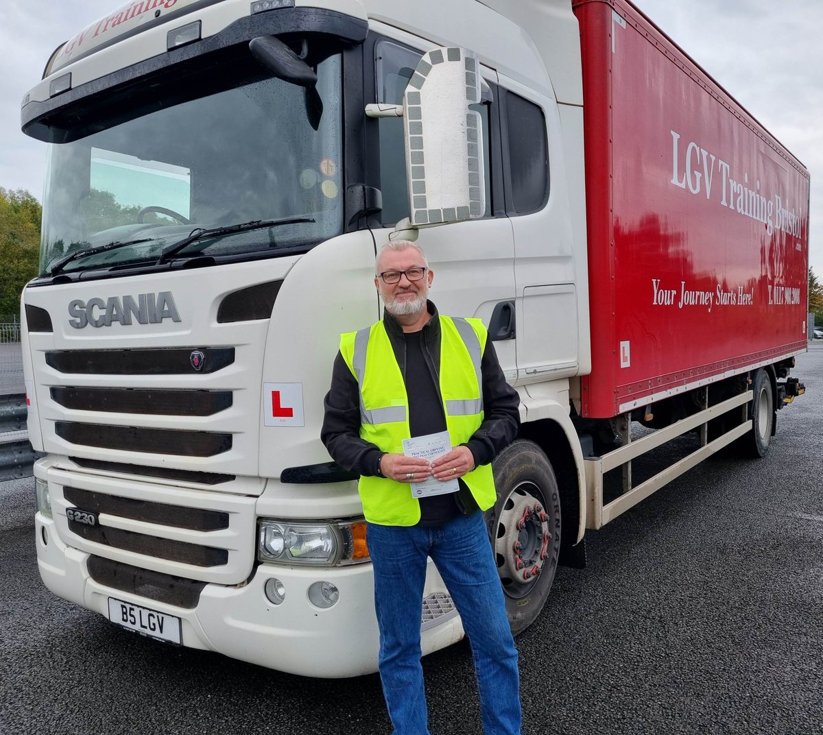 Congratulations to Matt on passing his LGV Cat.C driving test today. First time and with a clean sheet too. Well done. Keep up the safe driving. We wish you all the very best for the future! LGVTrainingBristol.com #YourJourneyStartsHere