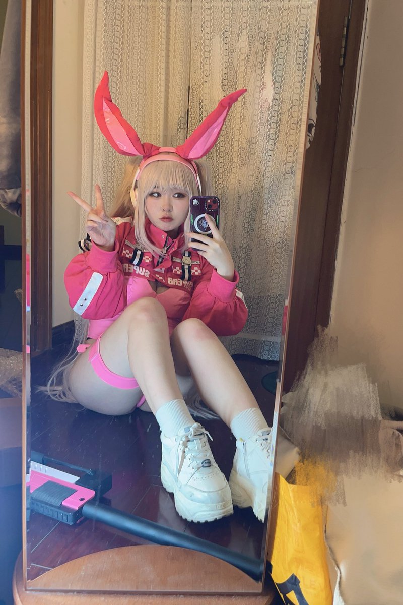 doubleann1's tweet photo. アリス👯‍♀️
#NIKKE #nikke cos https://t.co/T5Wss6KCAf