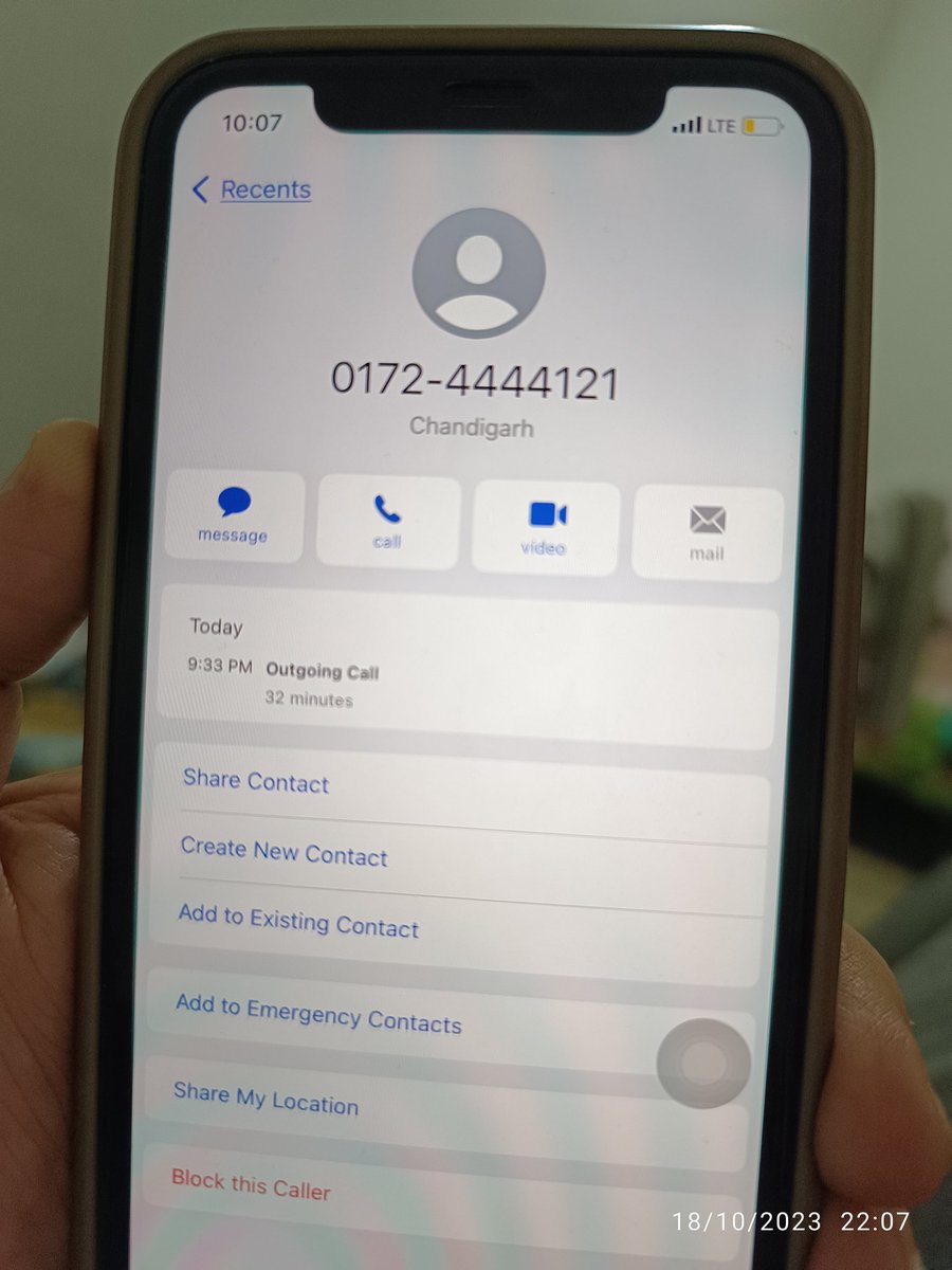 mcky_pathania's tweet photo. @airtelindia @airtelnews @Airtel_Presence Irritated with your poor service, slow speed and faced misbehave and Harresement by your executive Mr Darpan Keshwani.And now no internet. 
@reliancejio can you help me with better service. @TRAI @Consumer2Court @ConsumrConxion https://t.co/lBU5BqwfF5