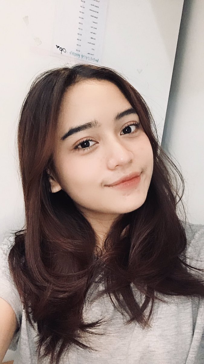 orangnya lagi cape tweet media