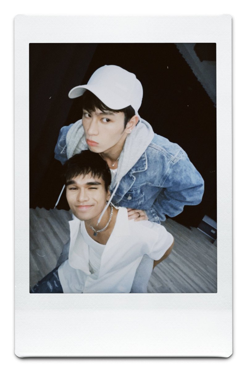 Happy Larry Mark day! We love you kap! <a href="/hardheadedniko/">Niko Badayos</a>