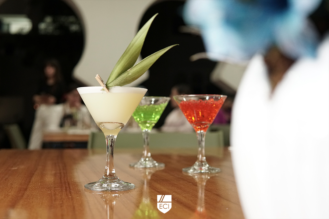 ECIGdl's tweet photo. Nuestro programa de Mixología y Bar Manager está diseñado para aprender los secretos de la creación de cocteles y bebidas de alta calidad 🍸
Inicio de clases 25 de noviembre 📅
Conoce toda la información
👇
https://t.co/ijdph5SWwx https://t.co/La8x7yYbUP