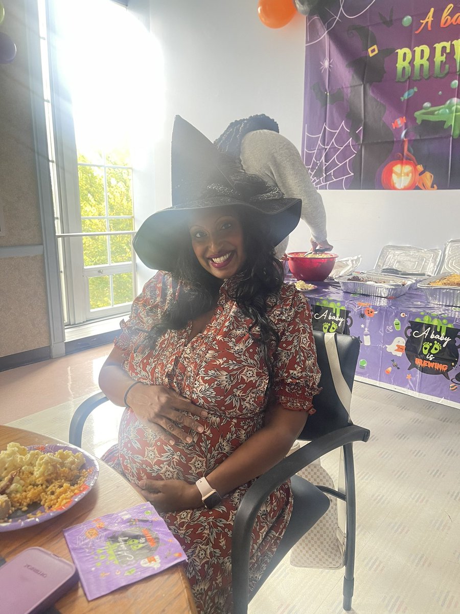 Today is our attending Dr. George’s spooky-themed baby shower ! 💜