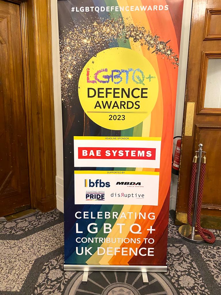 VDCEmma's tweet image. Yesterday I was privileged to attend the inaugural @defencelgbtq as a Judge and was honoured to present one of the awards.

An evening of high emotion, joy, hope, and, for me, a big dose of surreal!
Read more here: linkedin.com/posts/emma-ril…