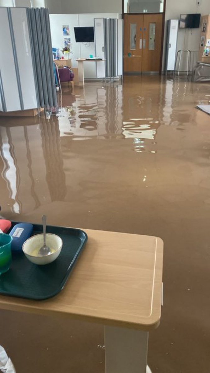 CarlowWeather's tweet photo. Awful images from flooding inside Midleton hospital shared online after the flooding today. #StormBabet https://t.co/uXgREZ8IsS