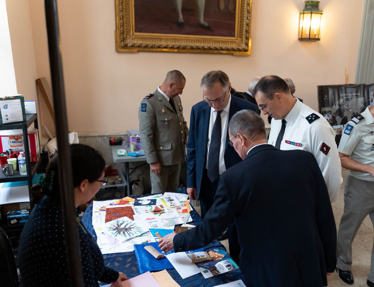 Gouverneur militaire de Paris (GMP) tweet media