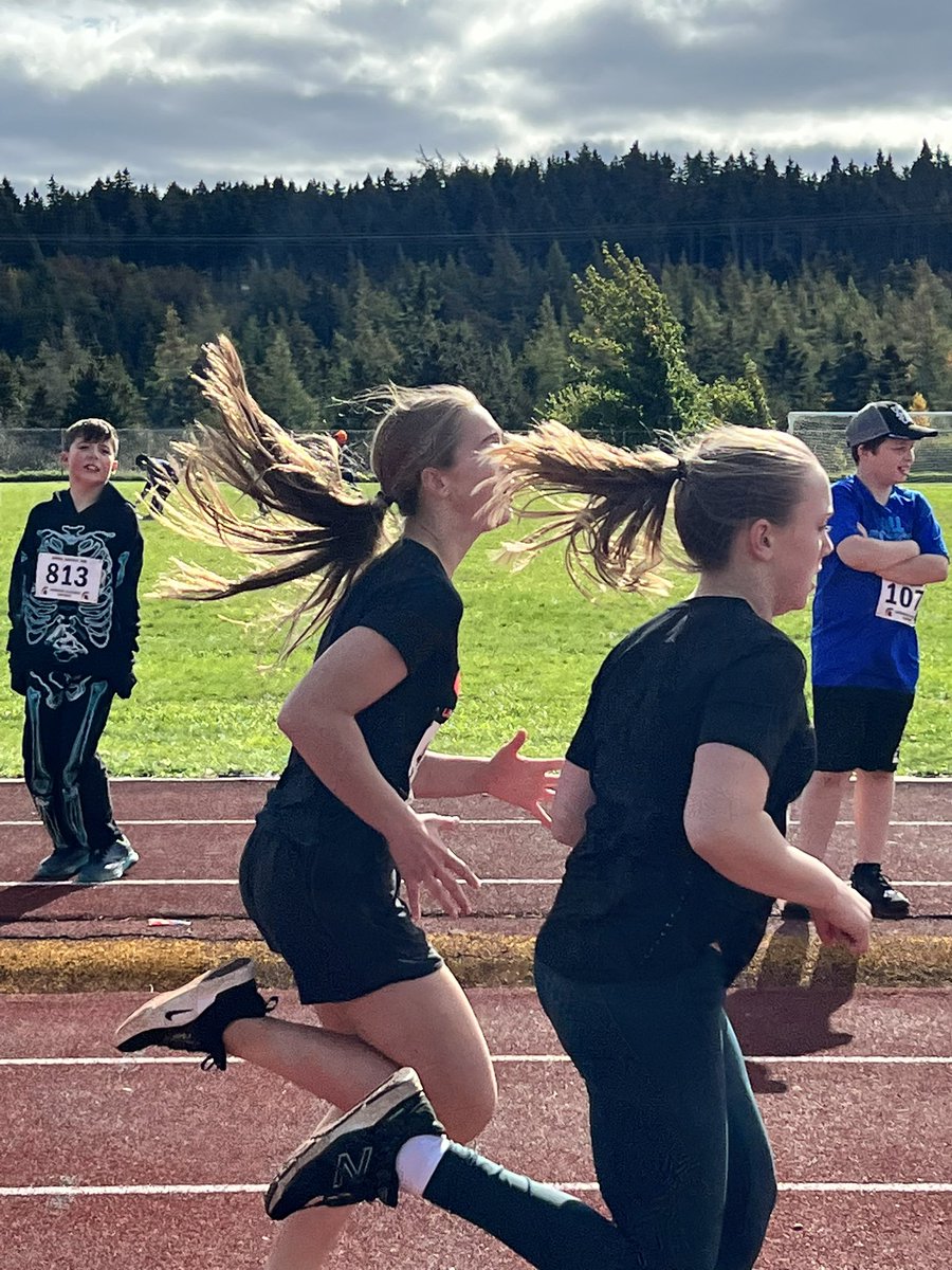 Amalgamated_NL's tweet photo. Harvest Run photo dump 👏🏻🏃‍♂️👏🏻@Town_BayRoberts https://t.co/XhenglzGti