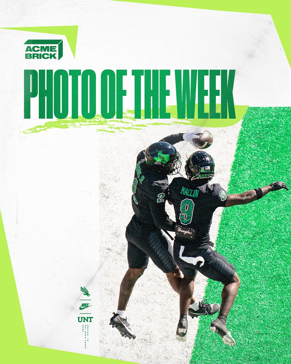 📸 @AcmeBrick Photo of the Week @_RodericBurns and @routerunner9 celebrate Burns' opening TD in @MeanGreenFB's win over Temple. #GMG 🟢🦅