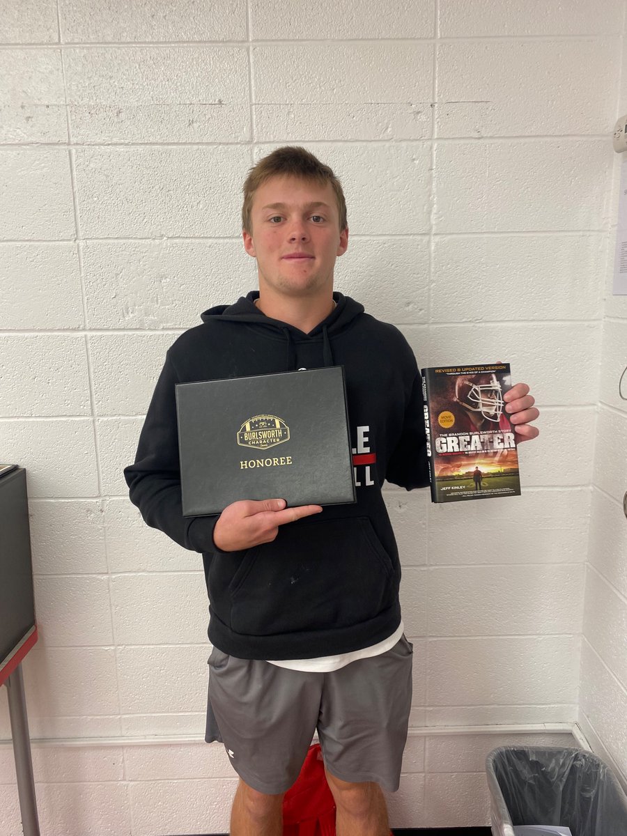 Congratulations to <a href="/kylereynolds_4/">Kyle Reynolds</a> on being awarded the prestigious <a href="/Burlsworth_Fdn/">Brandon Burlsworth Foundation</a> Character and Sportsmanship winner!