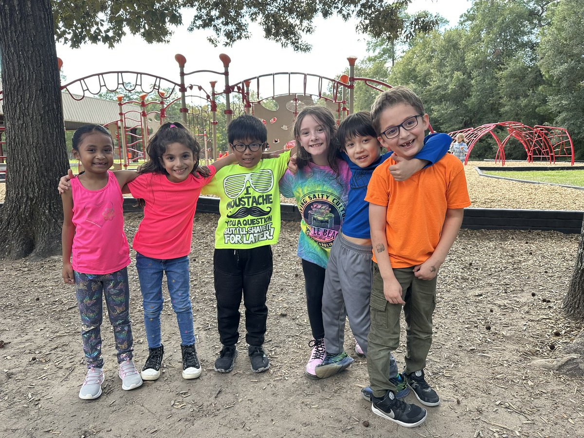 Shining bright for our Future Mustangs!!! #futuremustang #kingwoodALLIN <a href="/HumbleISD/">Humble ISD</a> <a href="/HumbleISD_HHE/">Hidden Hollow Elementary</a> <a href="/HumbleISD_KHS/">Kingwood High School</a>