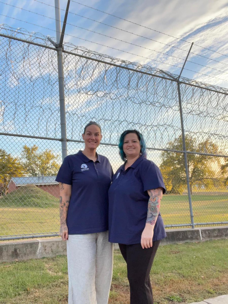 LighthouseMO's tweet photo. Recovery is for everyone. Let’s meet people where they are at and give them the support they need to find hope and recovery. Proud of the Lighthouse team visiting prisons. @MentalHealthMO @samhsagov https://t.co/IQhwt9L7PV