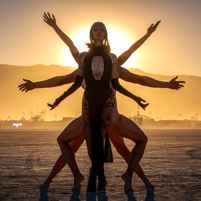 I&rsquo;ve been sick af and not in a good way 💀anyways, look at this cool photo from Burning Man ✨ borrowed<a href="/tag/newprofilepic"class="tags"><span>#newprofilepic</span></a>