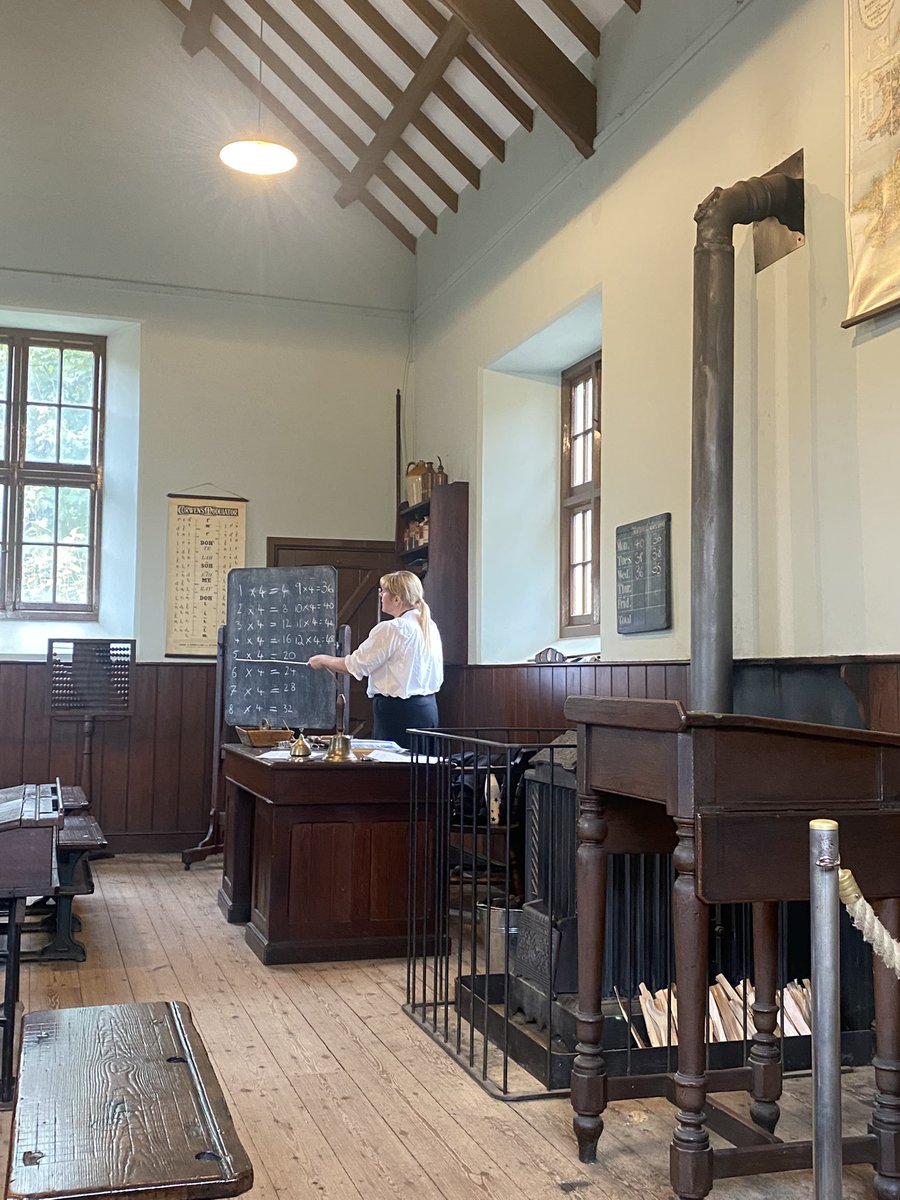 MissJames1405's tweet image. A lovely day at The Museum for Welsh Life in St Fagans!!
The children loved getting immersed in the Victorian Life👩🏽‍🏫📜
It was a great way to see Year 6’s topic come to life!! @stmarypatrick