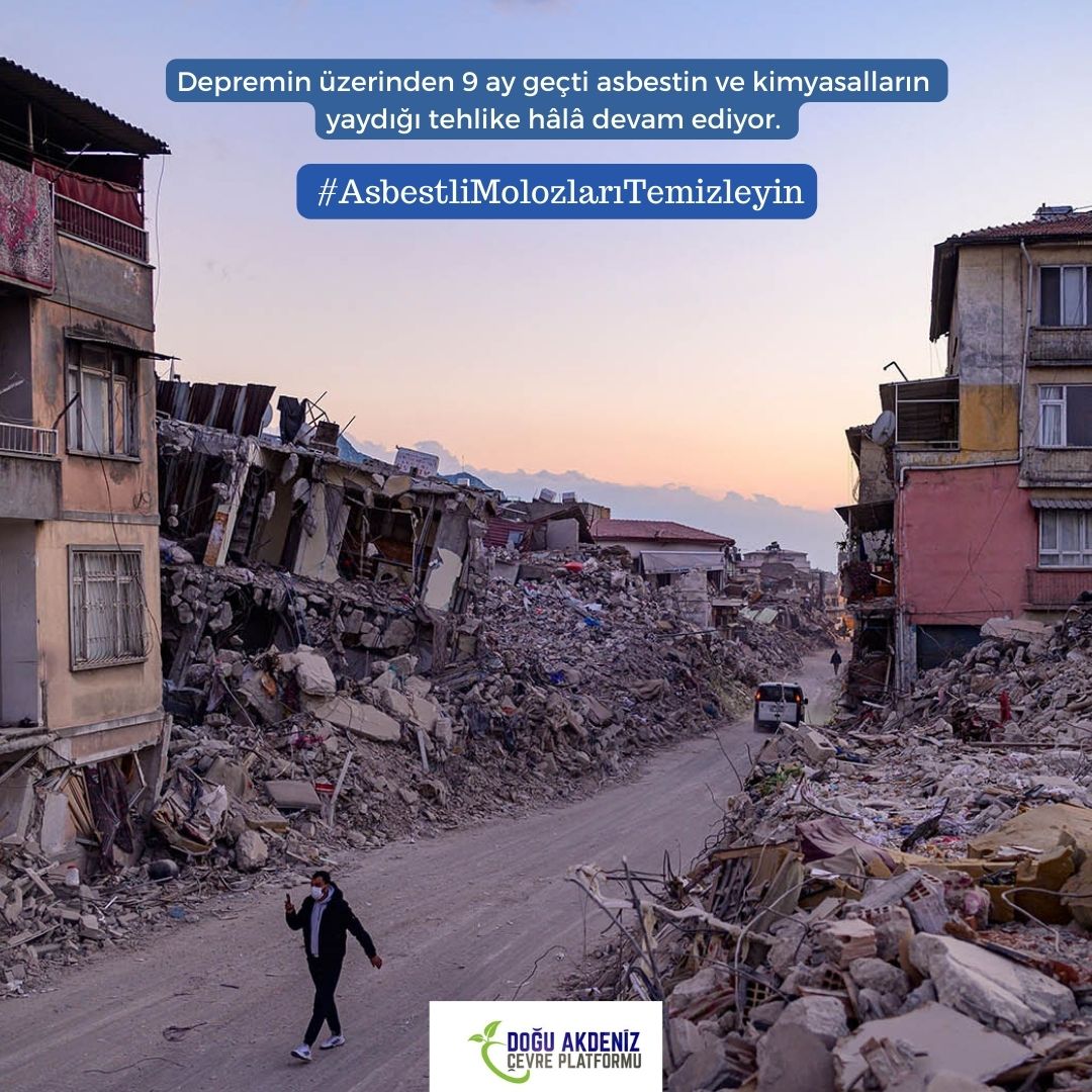 Depremin üzerinden 9 ay geçti asbestin ve kimyasalların yaydığı tehlike hâlâ devam ediyor. #AsbestliMolozlarıTemizleyin <a href="/HatayBSB/">Hatay Büyükşehir Belediyesi</a> <a href="/HatayValiligi/">T.C. Hatay Valiliği</a> <a href="/csbgovtr/">T.C. Çevre, Şehircilik ve İklim Dğş. Bakanlığı</a>