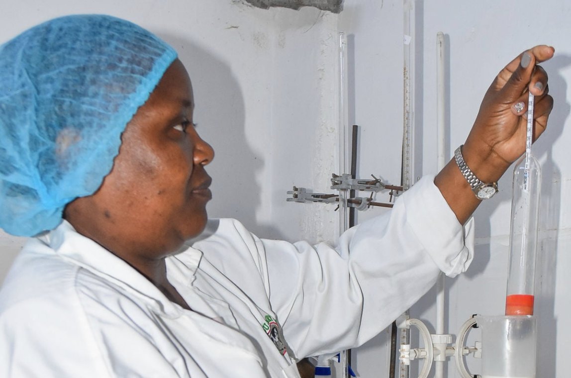 Kenyan scientist develops kit for detecting antibiotics in raw milk

bit.ly/3rXl8hq