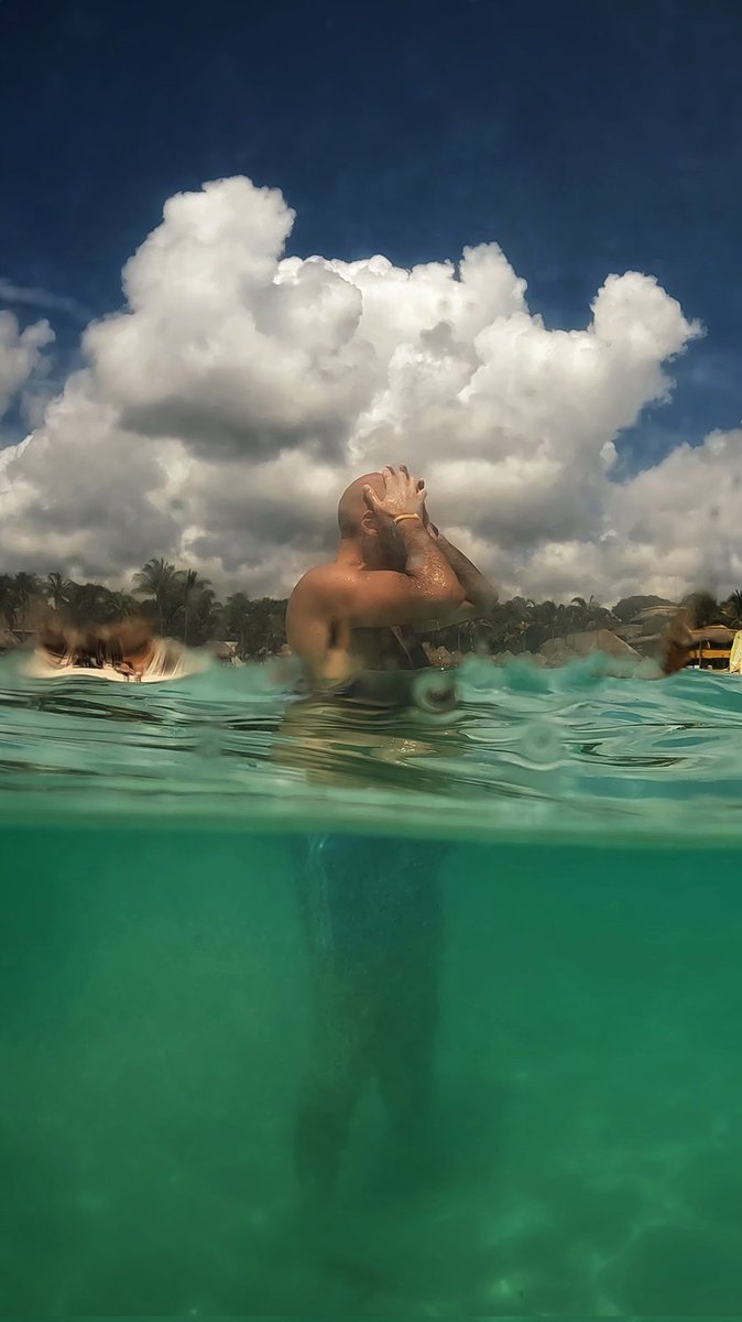 RogerG_Silva's tweet photo. Paradise
#playadelcarmen #rivieramaya #mexico #paradise https://t.co/AjbwuUmZaQ