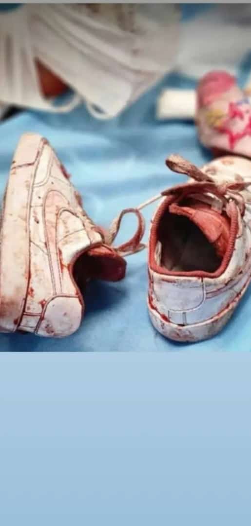 والله ان هذا الحذاء الملطخ بدام اشرف وانظف من وجوه جميع الحكام العرب،،