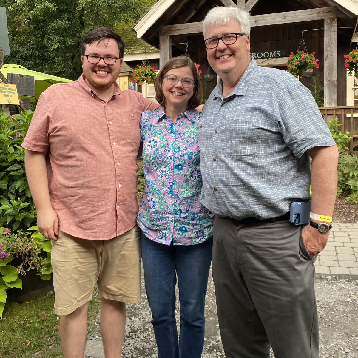 MassMedical's tweet photo. The Middlesex West District Medical Society hosted a family event at #KimballFarm in #Westford, Mass. for district members and their guests.
https://t.co/bOD3nw6Ovd https://t.co/CpARDThkba
