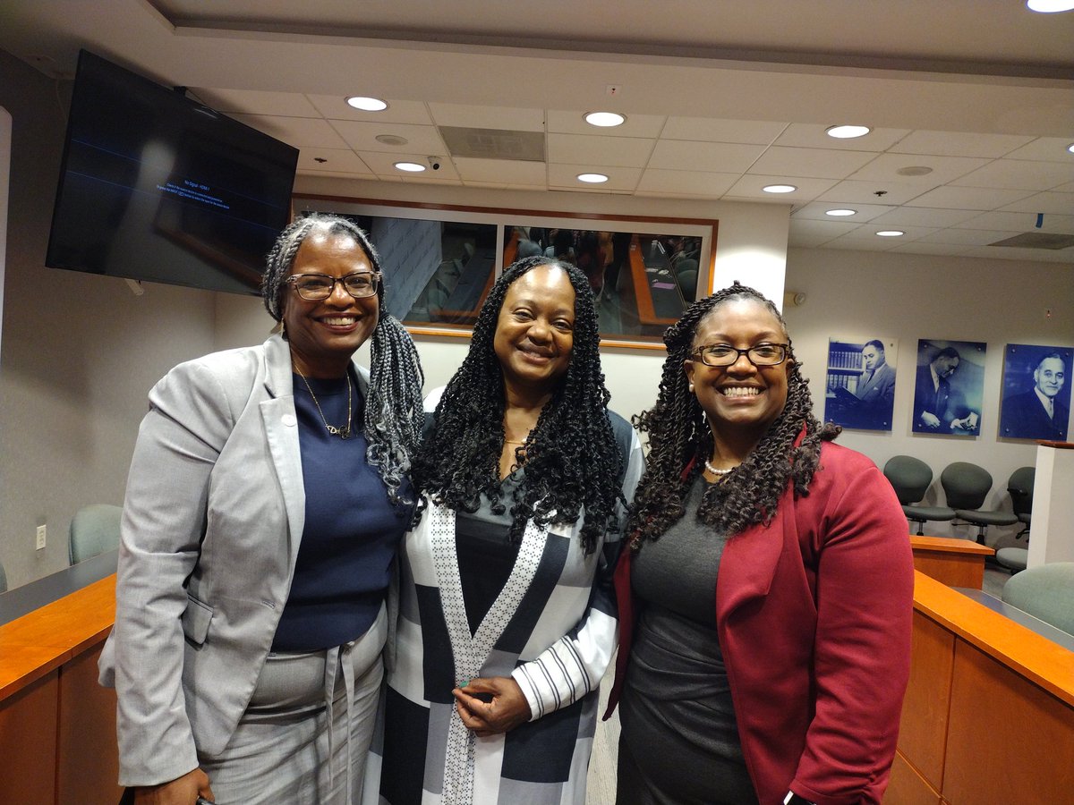 boricuaslavist's tweet photo. So happy to have hosted @Jenkinsbd at @HUBuncheCenter  @HU_COAS @HowardU https://t.co/5Vw2v9uj2d