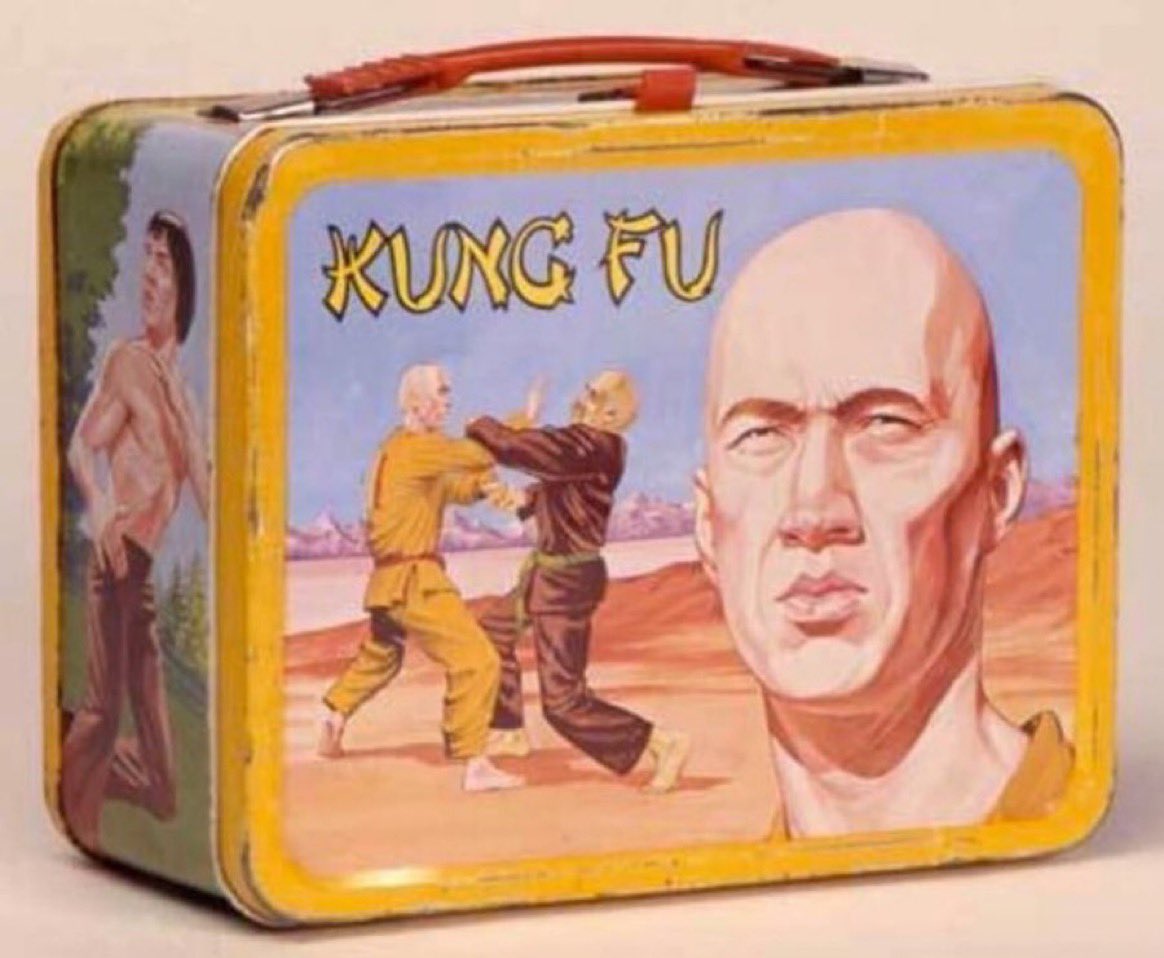 Super70sSports's tweet photo. Just walking the earth. With a thermos full of Tang and a bologna sandwich. https://t.co/q1QhmYQUbp
