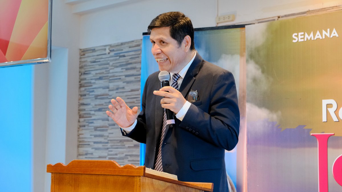 ¡Día 3 de la Semana de Énfasis Espiritual en la Clínica Americana! El Pr. Rubén Montero nos impactó con un mensaje poderoso. Iniciamos así un día muy especial para todos nuestros Embajadores.