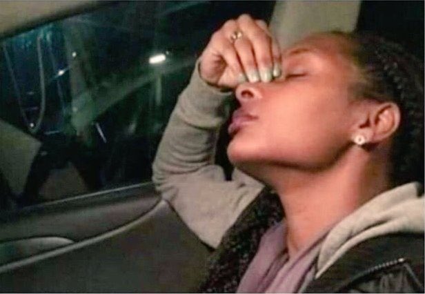 invis4yo's tweet image. me after my best friend did the opposite from the advice I gave her