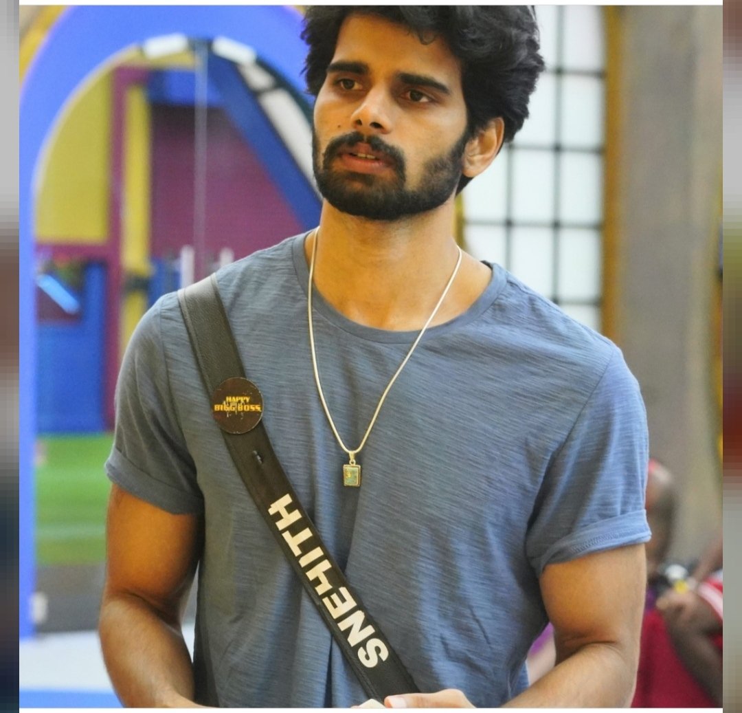 bisichaa's tweet image. ಇವ್ರು ಏನ್ ಬಿಗ್ಗ್ ಬಾಸ್ ಮನೇಲಿ ಏನ್ ಮಾಡ್ತಾಯಿದಾರೆ ಇವತ್ತಿನ ಟಾಸ್ಕ್ ಅಲ್ಲಿ
#eshani ಬರಿ ಮಾತಾಡೋದು
#Namratha ಟ್ರೈ ಮಾಡ್ತಾರೆ ಆದ್ರೆ ಆಗ್ತಿಲ್ಲ
#Snehit ಏನ್ ಮಾಡ್ತಿದ್ದ ಗೊತ್ತಿಲ್ಲ ನನಗೆ
#BBK10 #bbk #BBK #Kichcha46