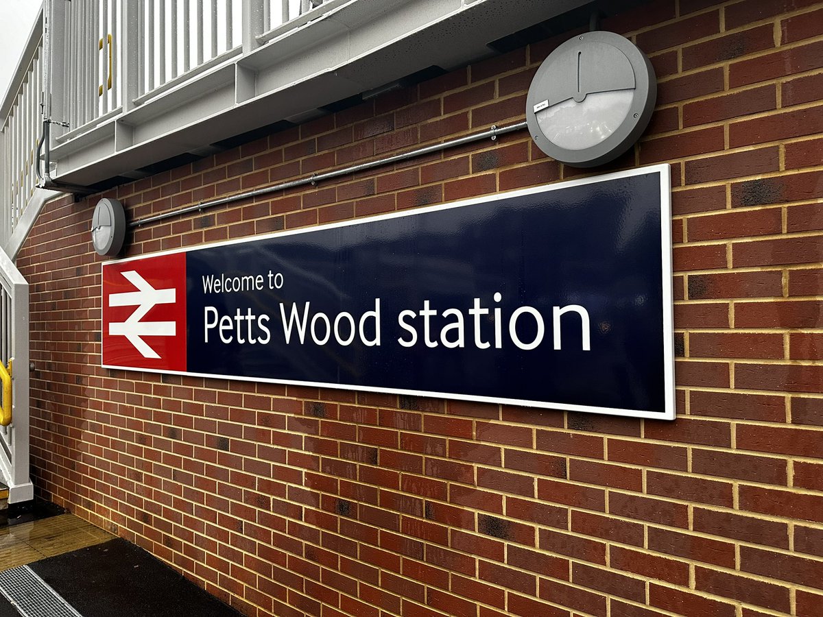 New in #PettsWood. Not a #Connex in sight - does the logo look too big to you @_doublearrow?