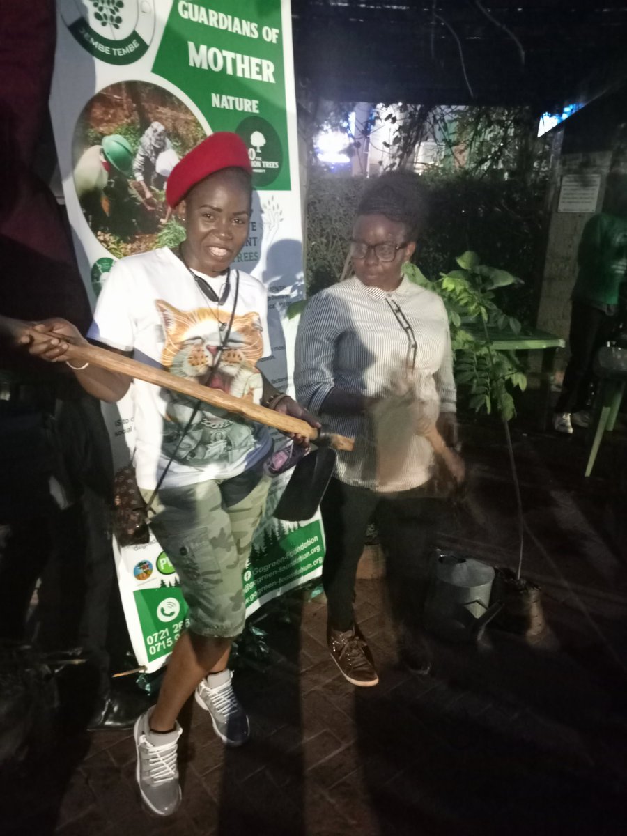 merctaurus's tweet image. The TUTAZIDI CONCERT was a fun place to be last Sunday. Laughter and dance
word of the day:
"Change your thoughts and you'll definitely change the world "
#พรหมลิขิต #jjk239 #GazaHospital #IsraelTerorrist #MentalHealthAwareness