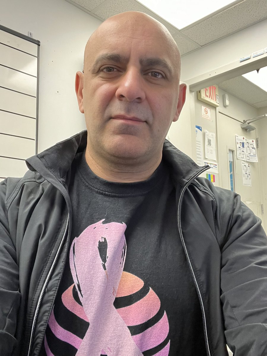 @SavvasKosmidis @emilywiper @pnixnix @LillardDerick @Alysha_Lillard @BlevinsMandi @keroninc What a coincidence @SavvasKosmidis Look what I’m wearing today :-)