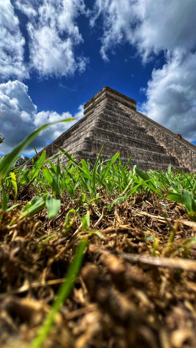 RogerG_Silva's tweet photo. Finally! Chichén Itzá
#chichenitza #mexico #Yucatan #new7wonders https://t.co/MNF8oxhYb2