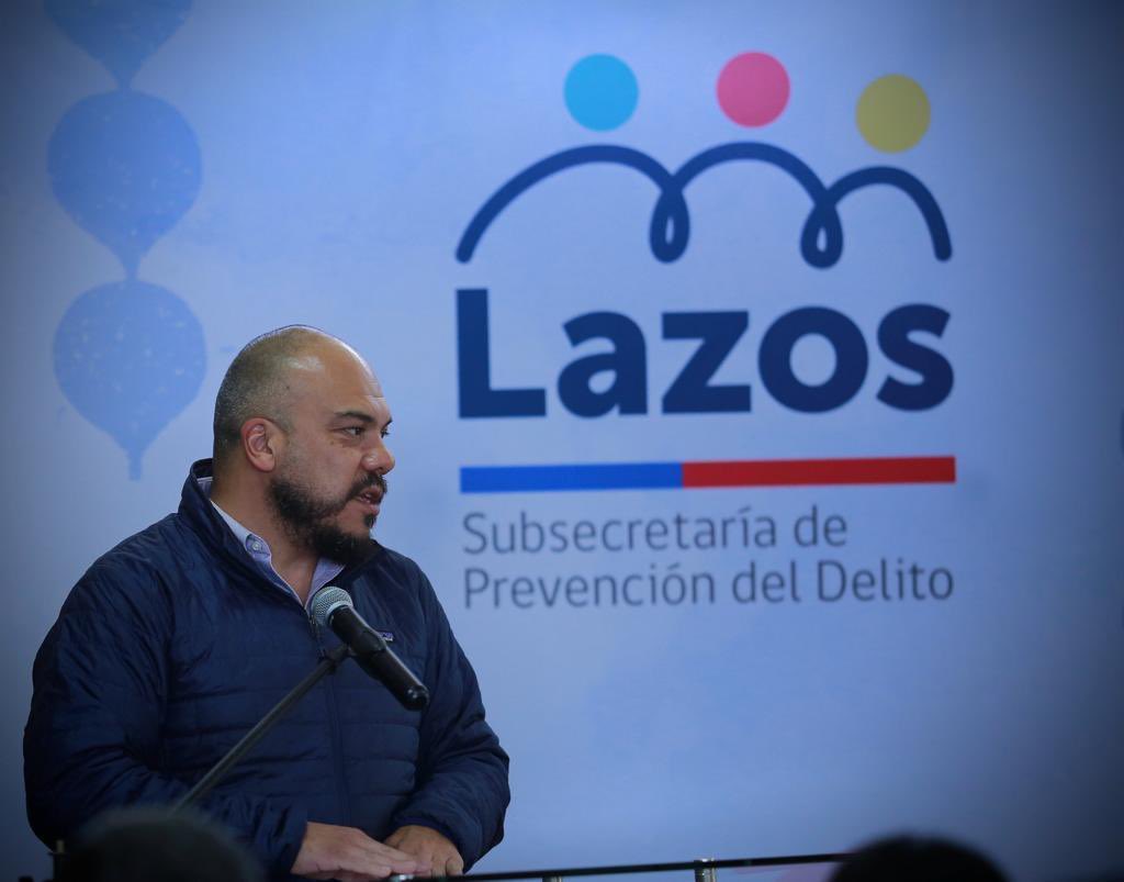 SubPrevDelito's tweet image. Junto a autoridades y vecinos y vecinas, participamos del lanzamiento oficial del Programa Lazos @Programa_Lazos en la comuna de Quilpué.  Esta iniciativa de la SPD atiende a las familias, padres, madres o cuidadores/as de NNA, prestando apoyo para una crianza de respeto y cariño