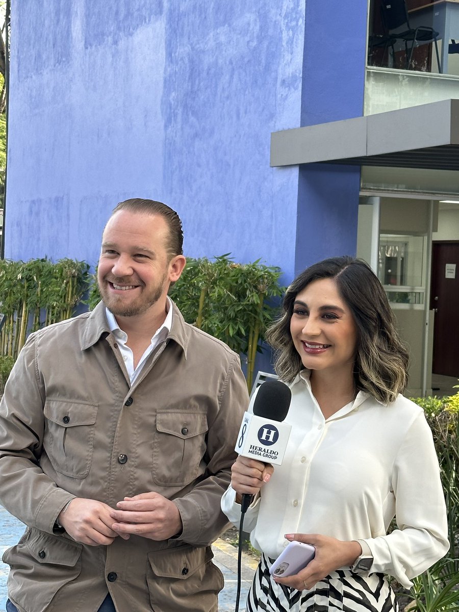 Hoy por la mañana recibí en nuestra Casa Aliada BJ a <a href="/yes_sanher/">Yesenia Santiago</a>, para platicar a mis amigos del <a href="/heraldodemexico/">El Heraldo de México</a> sobre cómo combatimos y prevenimos las violencias hacia las mujeres, ni un paso atrás en esa lucha. #SeSienteElCambio #HeraldoTelevisión 📹