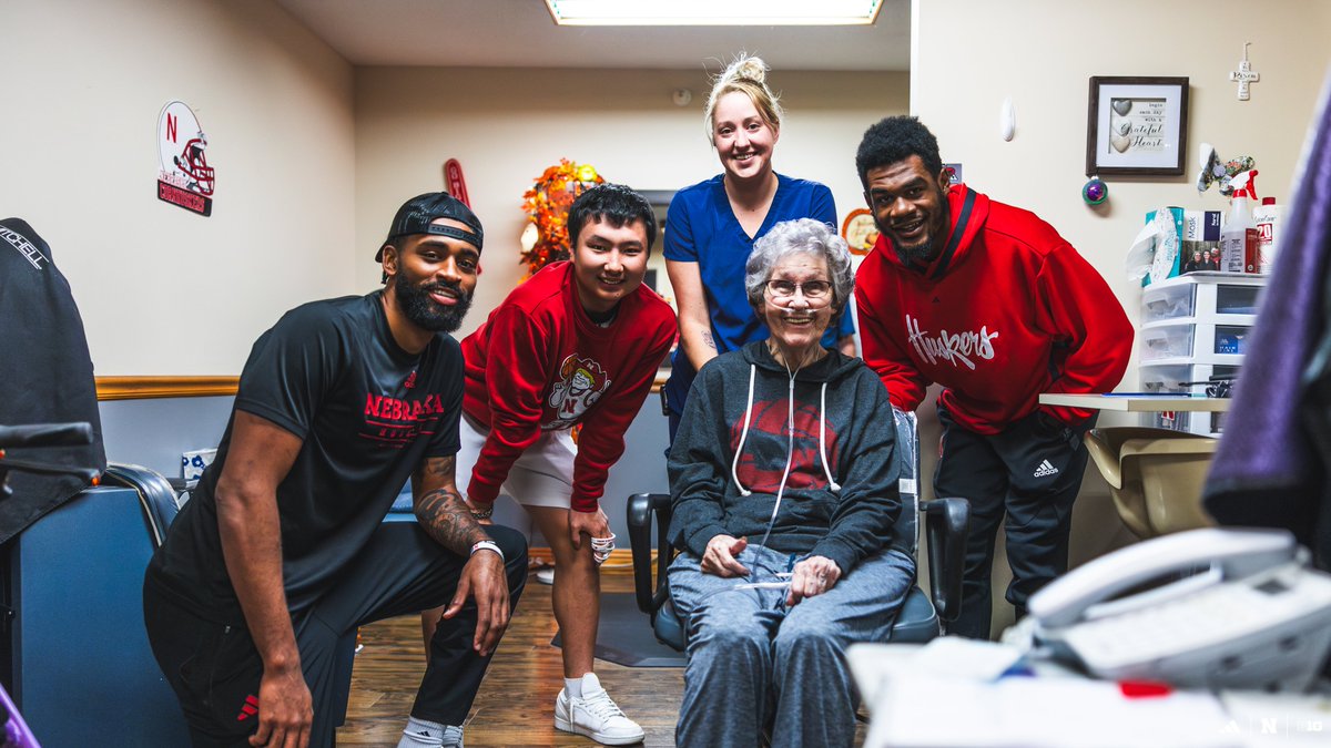 Made a quick stop at Legacy Retirement Community to say hey to a few of our favorite long-time Husker fans. #GBR