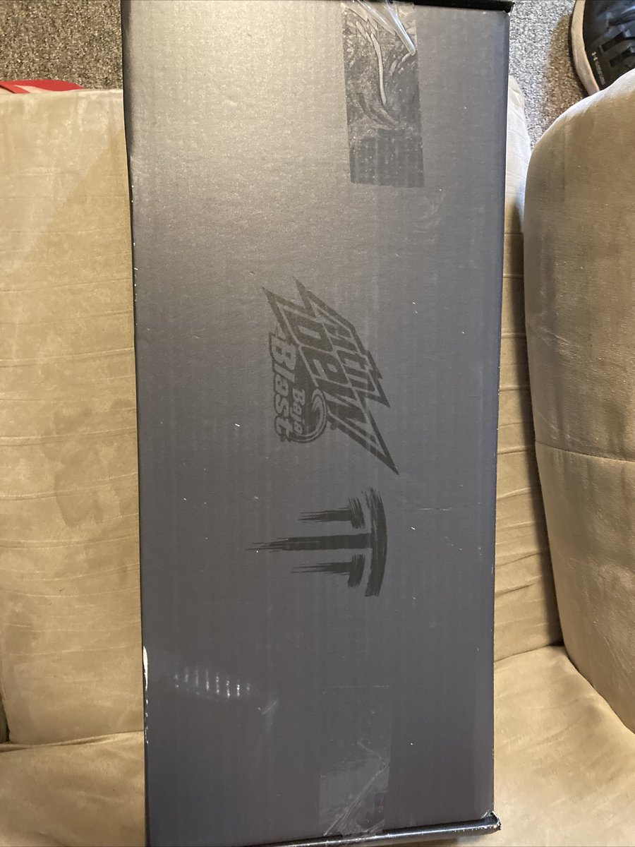 ShopUpstate's tweet photo. @AngryVetEmpire @MTNDEWGaming @timthetatman Mines forsale if anyone knows someone interested https://t.co/4q9Mkn0eRk