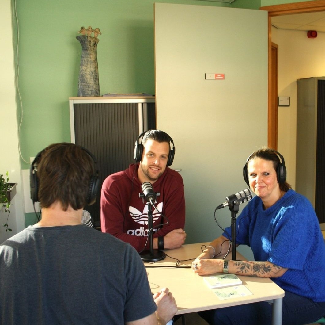 Docenten Frank en Jessica hebben een podcast opgenomen over het daltononderwijs op De Meander. Rudger Minee van de Ned. Dalton Vereniging wilde tijdens het interview alles weten over de énige dalton praktijkschool van Nederland. De podcast is binnenkort beschikbaar op Spotify.