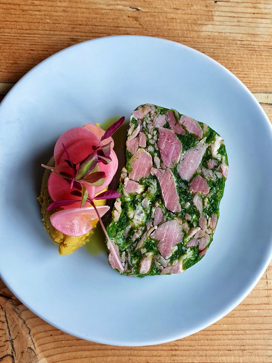 corkagebath's tweet image. Our new terrine is perfect for brightening up rainy autumn nights! 🐽

It’s ham hock and parsley, with split pea hummus and pickled radish for added zing…

#terrine #hamhock #splitpeas