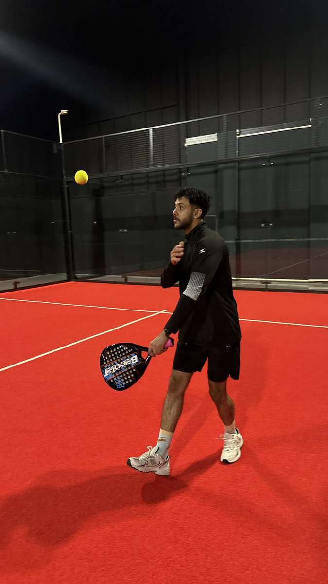 Khalid_bsn's tweet photo. 🎾🏃 https://t.co/SNeAU99HX1