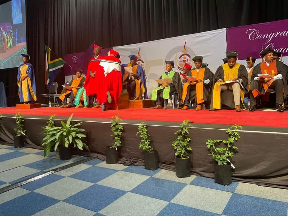 UnisaSBL's tweet photo. Congratulations to our Doctor of Business Leadership graduate Dr Sipho Patrick Mazibuko on his remarkable achievement!
#unisagraduations
#SBLDBL
#UnisaGraduations
#Unisa150 https://t.co/YwQgs4s4sr