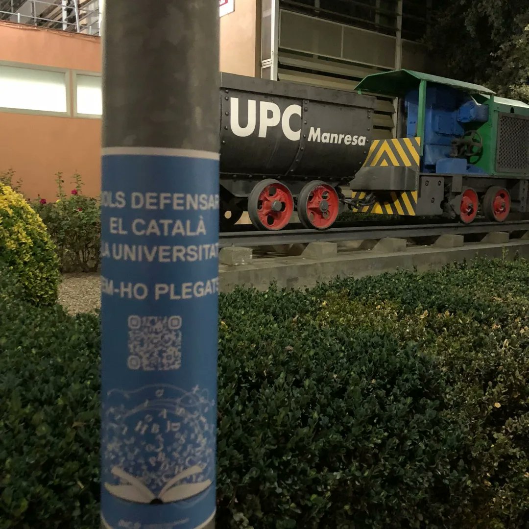 JNCBages's tweet photo. Encartellada a les universitats de Manresa! 🏫

A les universitats manresanes, en català! https://t.co/b9ehp419IB