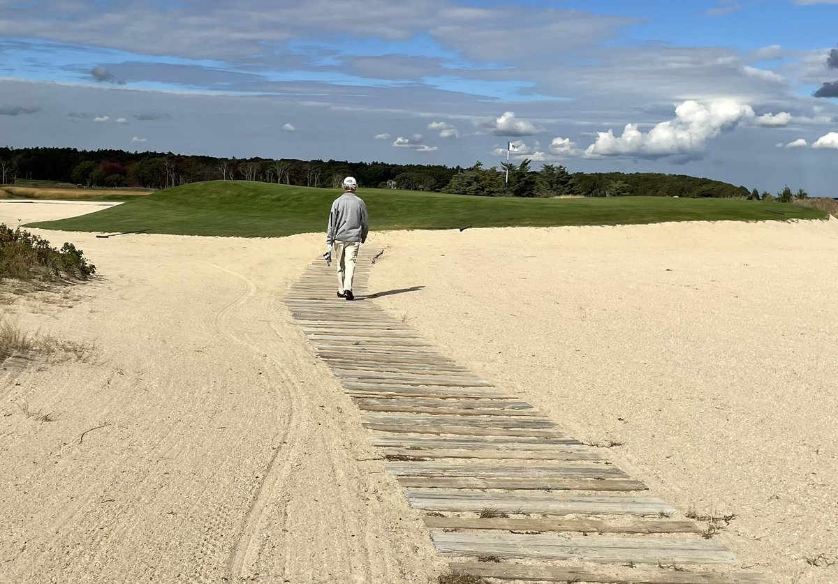 PatJonesTweets's tweet photo. More from Kittansett. Fascinating place with kind of a love/hate relationship with the water that defines it. Very special club. Thanks again to John Kelly and @colby_major for the hospitality. #AquatrolsOnTheRoad https://t.co/Jrv10XTqlw